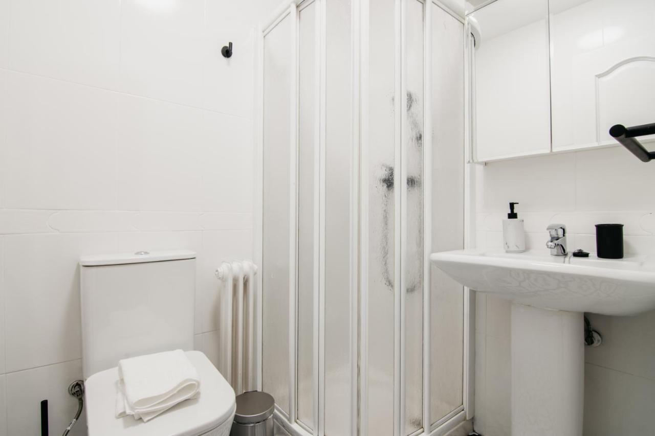 Tuguest Halcon Apartment Гранада Екстериор снимка