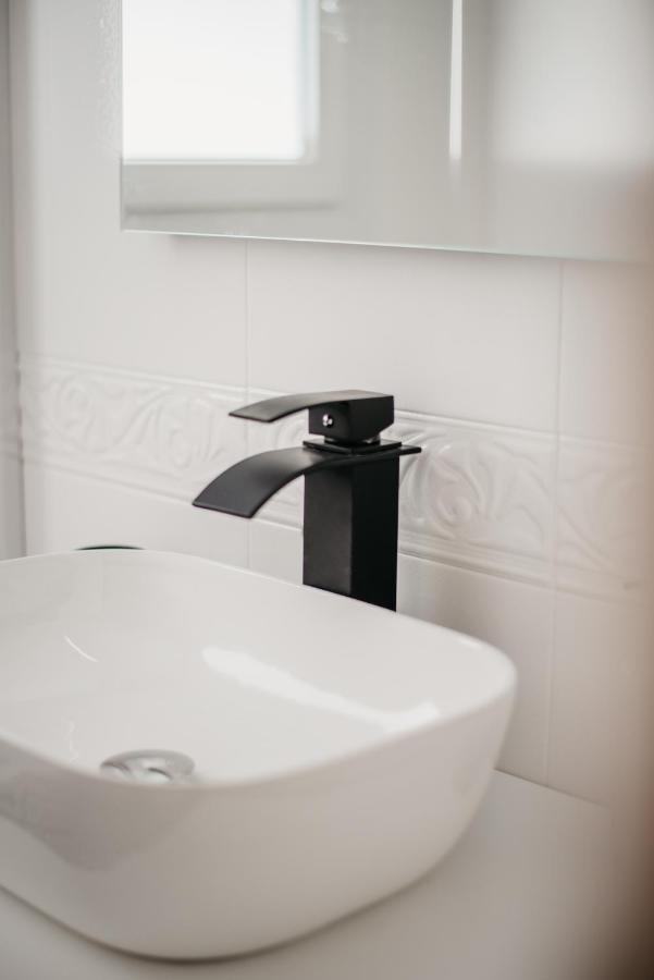 Tuguest Halcon Apartment Гранада Екстериор снимка