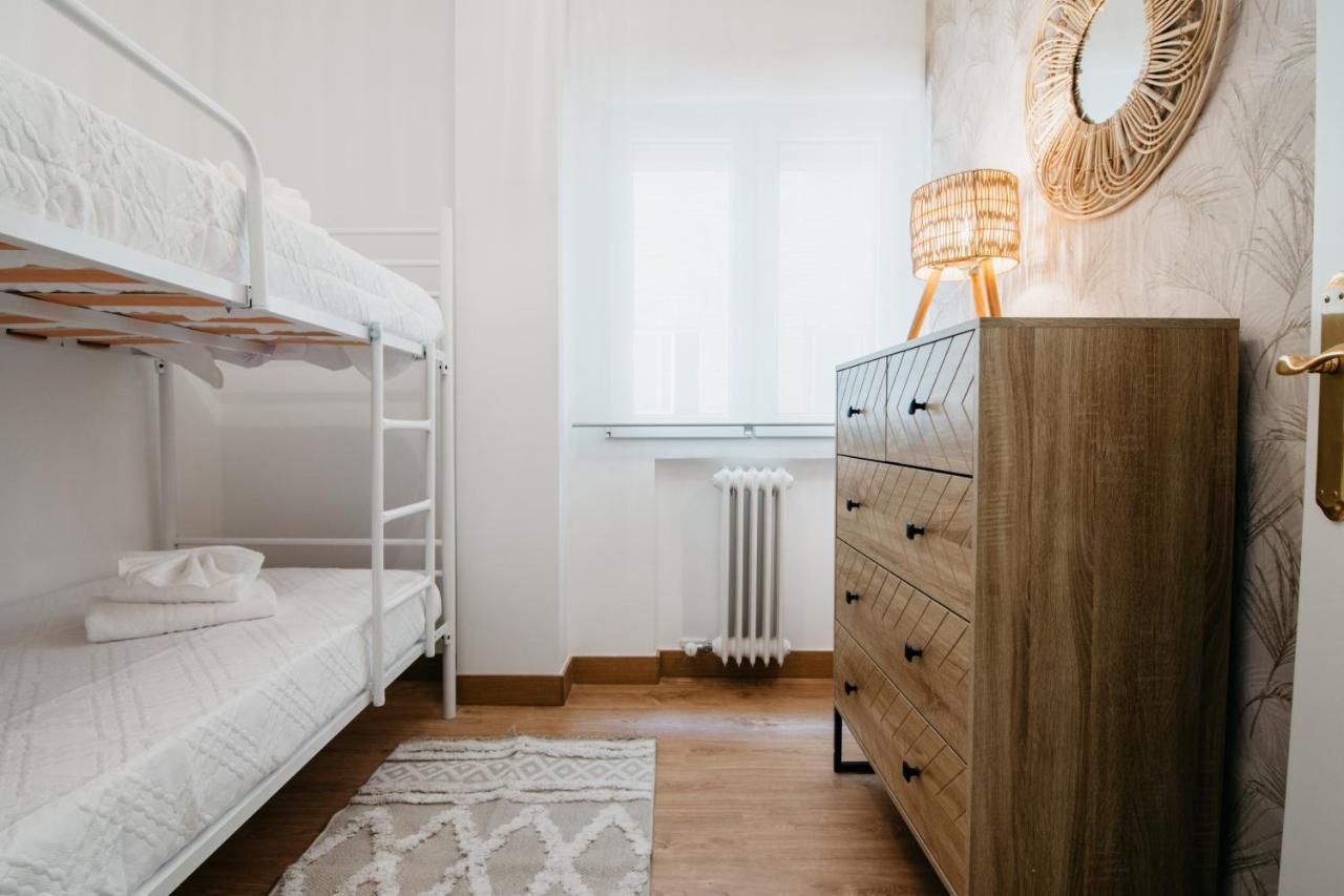 Tuguest Halcon Apartment Гранада Екстериор снимка